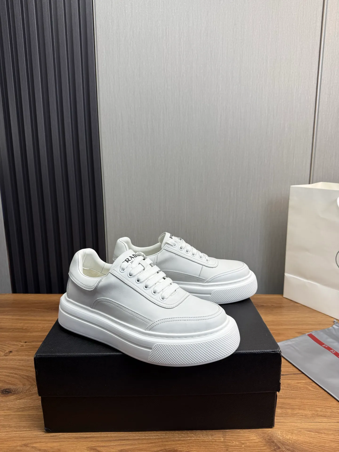 Men's shoes 💰440💰 PRADA【Prada】Men's new casual shoes ⬆️Imported cowhide + genuine leather lining. Anti-slip outsole, 38-44 (customized at 45)